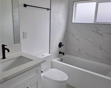 14169 Calvert - Photo Thumbnail 13