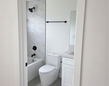 14169 Calvert - Photo Thumbnail 16