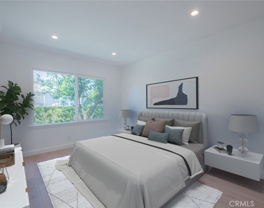 14418 Martha Street - Photo Thumbnail 4