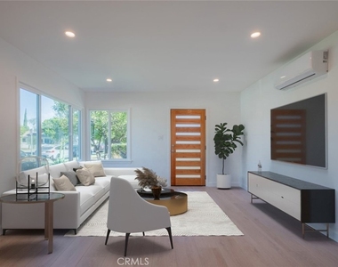 14418 Martha Street - Photo Thumbnail 1