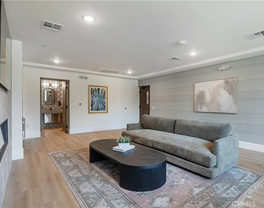1303 S Orange Grove Avenue - Photo Thumbnail 24