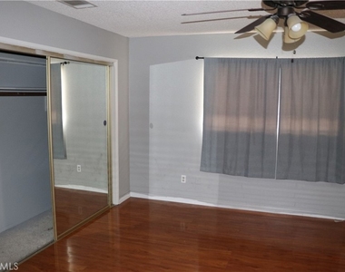 7864 Newhall Avenue - Photo Thumbnail 7