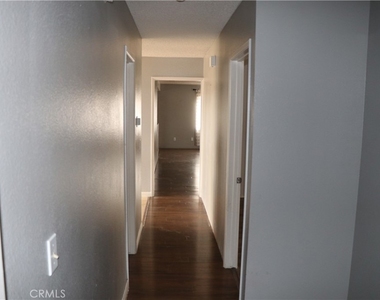 7864 Newhall Avenue - Photo Thumbnail 4