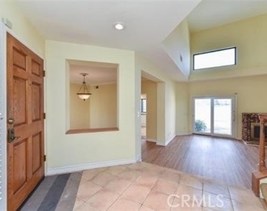 76 Fairlake - Photo Thumbnail 5