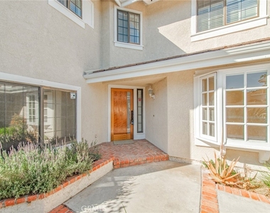 76 Fairlake - Photo Thumbnail 4