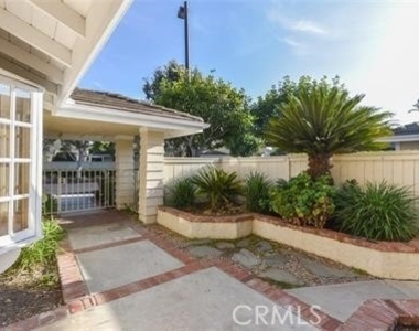 76 Fairlake - Photo Thumbnail 3