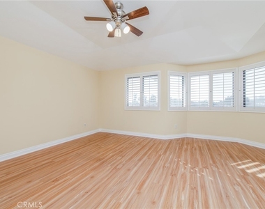 76 Fairlake - Photo Thumbnail 26