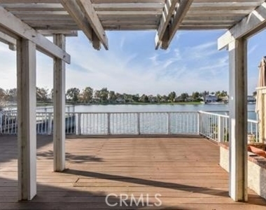 76 Fairlake - Photo Thumbnail 35