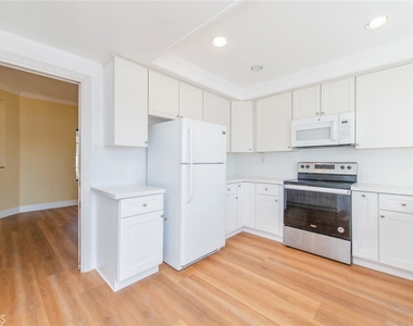 76 Fairlake - Photo Thumbnail 12