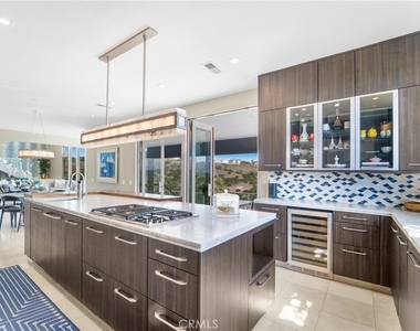 875 Avenida Salvador - Photo Thumbnail 10