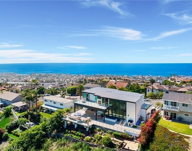 875 Avenida Salvador - Photo Thumbnail 1
