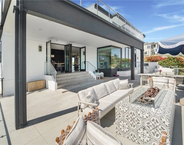 875 Avenida Salvador - Photo Thumbnail 27