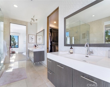 875 Avenida Salvador - Photo Thumbnail 21