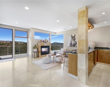 875 Avenida Salvador - Photo Thumbnail 16