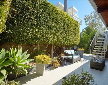 2680 Victoria Drive - Photo Thumbnail 21