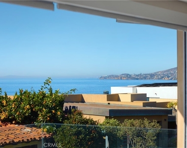 2680 Victoria Drive - Photo Thumbnail 16