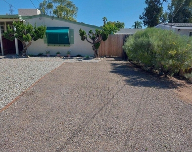 1248  B Donald Way - Photo Thumbnail 1