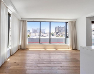 1450 Franklin Street - Photo Thumbnail 3