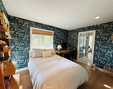 843 La Vista Drive - Photo Thumbnail 38