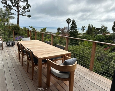 843 La Vista Drive - Photo Thumbnail 5