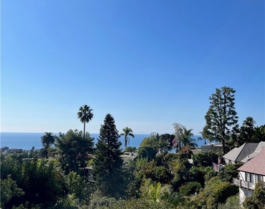 843 La Vista Drive - Photo Thumbnail 20