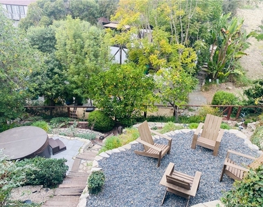 843 La Vista Drive - Photo Thumbnail 19