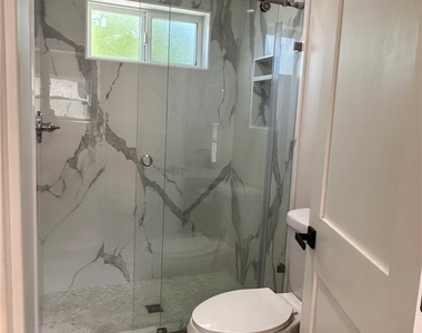 4125 Cutler Avenue - Photo Thumbnail 12