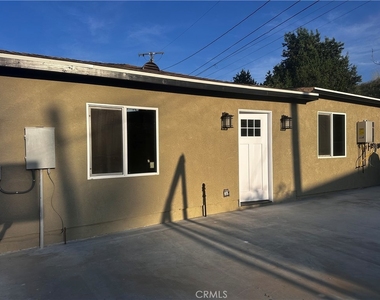 1564 W Phillips Boulevard - Photo Thumbnail 5