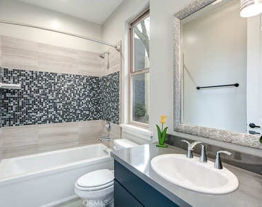 530 Fano Street - Photo Thumbnail 7