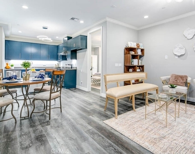 530 Fano Street - Photo Thumbnail 3