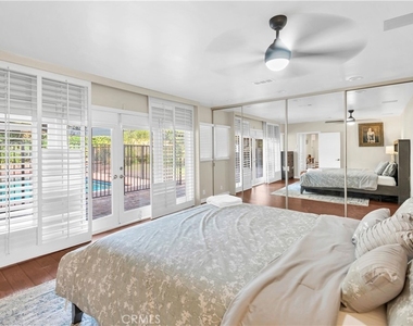 2500 Benedict Canyon - Photo Thumbnail 12