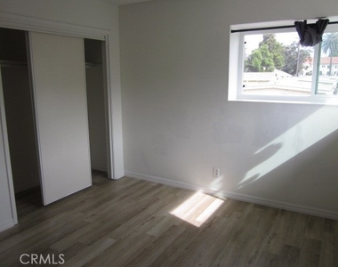 8416 Mission Drive - Photo Thumbnail 9