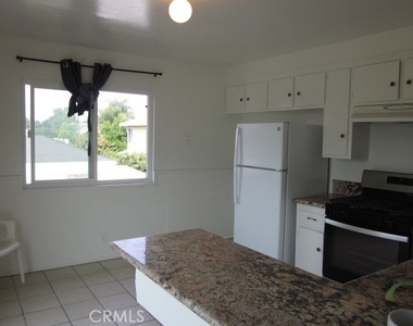 8416 Mission Drive - Photo Thumbnail 13
