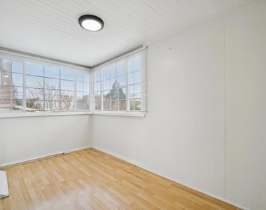 2923 Wheeler Street - Photo Thumbnail 9
