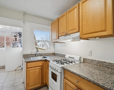 2923 Wheeler Street - Photo Thumbnail 5