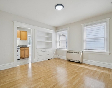 2923 Wheeler Street - Photo Thumbnail 4