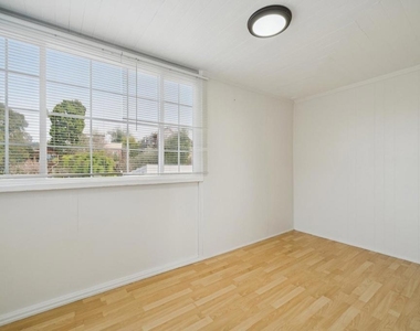 2923 Wheeler Street - Photo Thumbnail 10