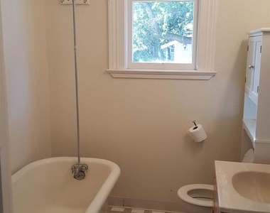 627 Rose Avenue - Photo Thumbnail 18