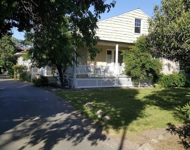 627 Rose Avenue - Photo Thumbnail 9