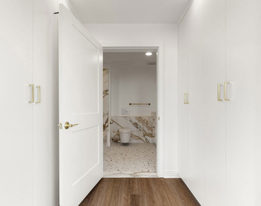 7428 Santa Monica Boulevard - Photo Thumbnail 16