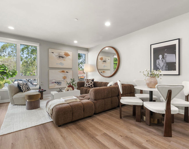7428 Santa Monica Boulevard - Photo Thumbnail 11