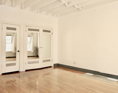 2121 James M Wood Boulevard - Photo Thumbnail 2