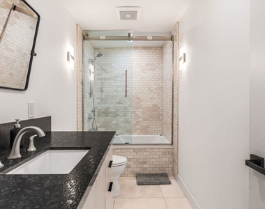 8425 Hillside Avenue - Photo Thumbnail 43