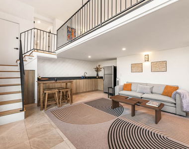 8425 Hillside Avenue - Photo Thumbnail 38