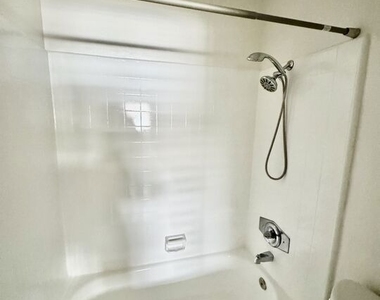 7524 Sepulveda Boulevard - Photo Thumbnail 5