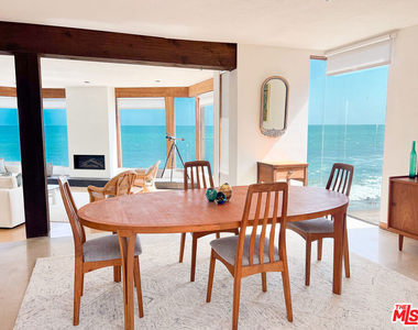 24150 Malibu Road - Photo Thumbnail 8