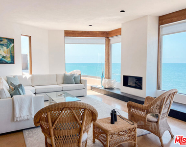 24150 Malibu Road - Photo Thumbnail 5