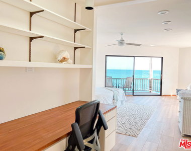 24150 Malibu Road - Photo Thumbnail 24