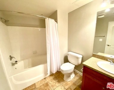 629 Traction Avenue - Photo Thumbnail 5