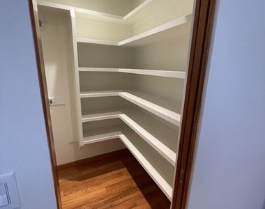 926 California Avenue - Photo Thumbnail 8